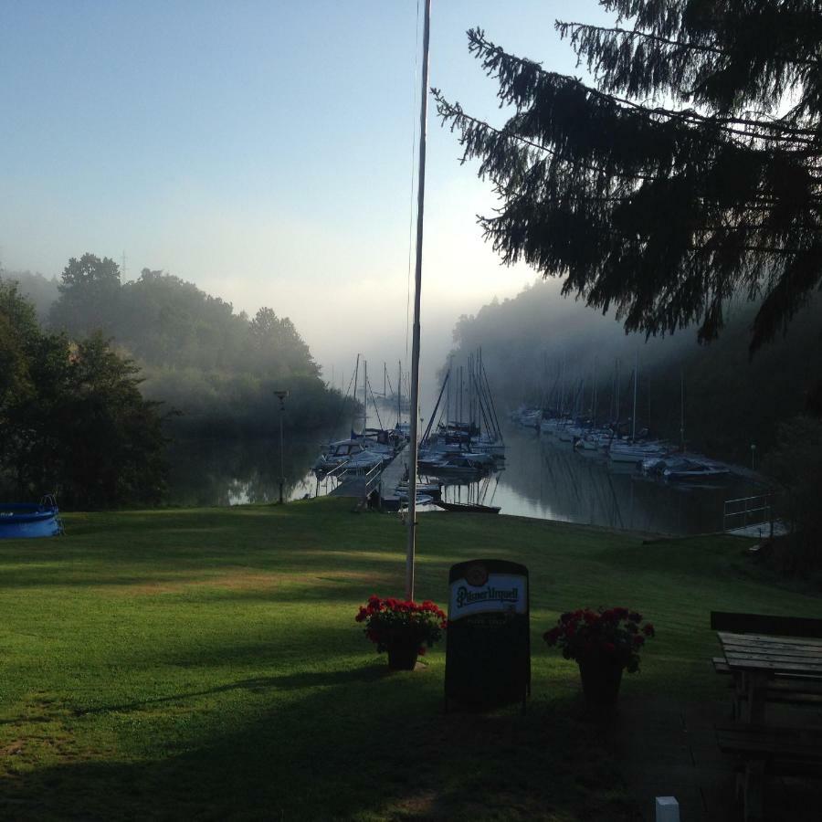 Kožlí u Orlíka Yacht Club Barrandov酒店 外观 照片
